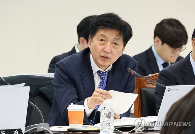 질의하는 오기형 의원