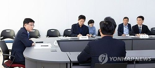 김성환 환경부 장관, 생활폐기물 직매립 금지 방안 논의