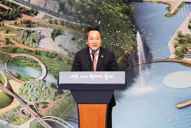 퇴임사 하는 안승대 울산시 행정부시장