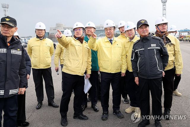 레디 코리아 4차 훈련 참관하는 윤호중 행정안전부 장관