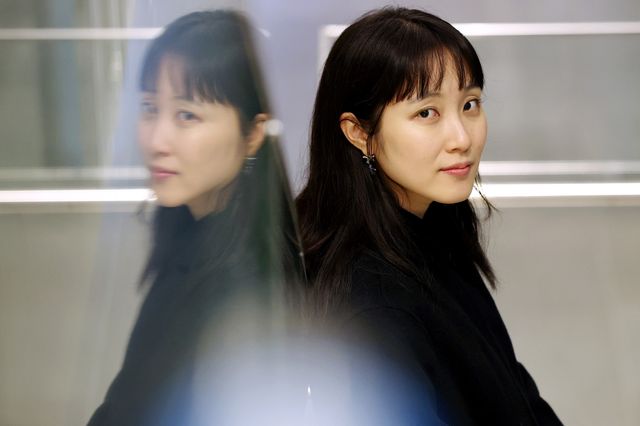 '자개장의 용도' 펴낸 함윤이 작가