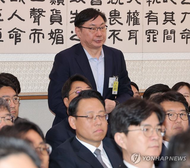 법사위 국정감사 출석한 이화영 전 경기도 평화부지사