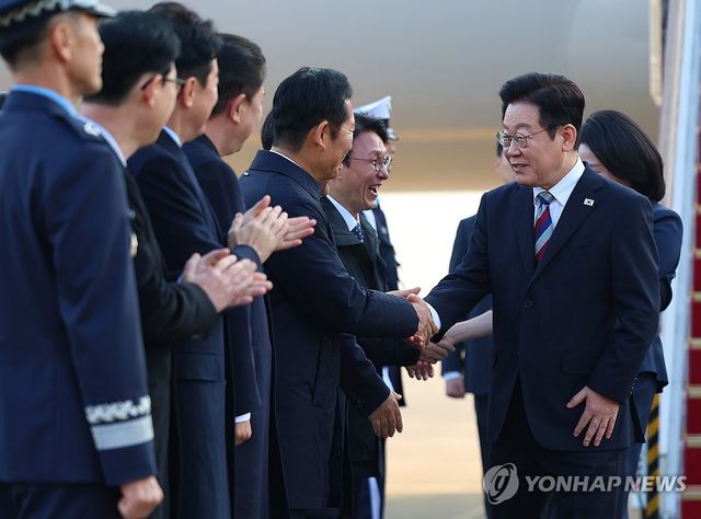 이재명 대통령, 아프리카·중동 순방 마치고 귀국