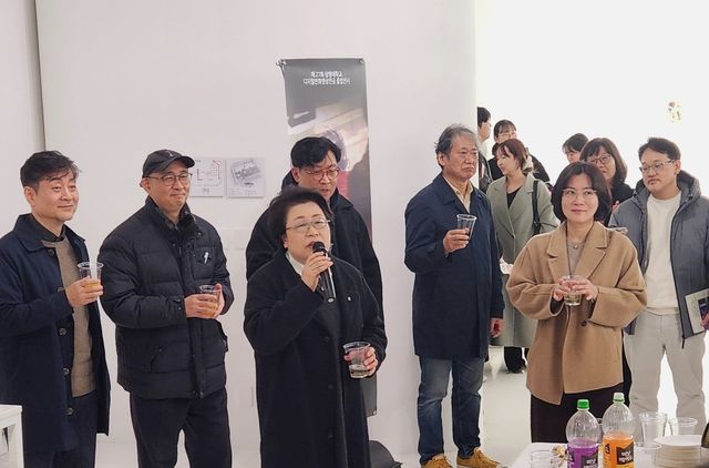 축사 하는 김종희 상명대 총장(왼쪽 3번째)