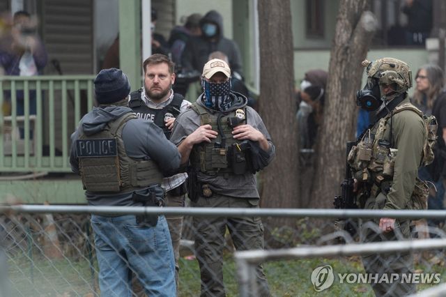 미국 이민세관단속국(ICE) 요원들