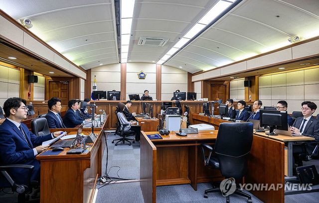 '내란 방조' 혐의 한덕수 전 총리 재판