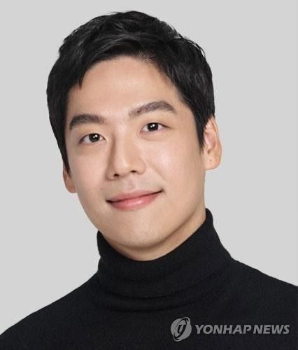 담서원 오리온 전무