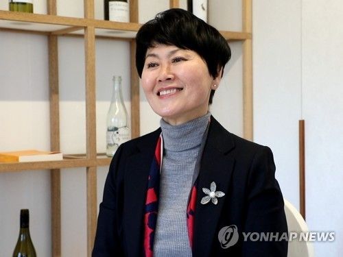 연합뉴스와 [삶] 인터뷰 중인 국제구호 전문가 한비야