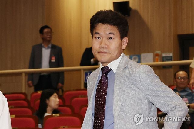 한국사 강사 출신 유튜버 전한길씨