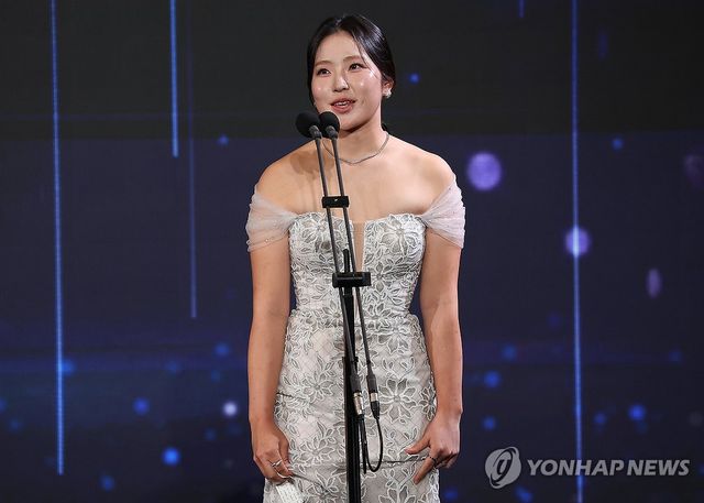 KLPGA 대상 소감 밝히는 유현조