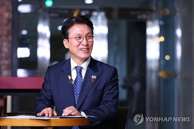 청년들 목소리에 귀 기울이는 김민석 국무총리