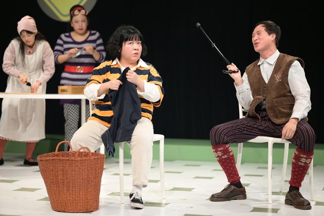 연극 '운전 배우기'