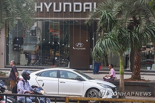 인도 뭄바이에 있는 현대차 인도 법인 전시장