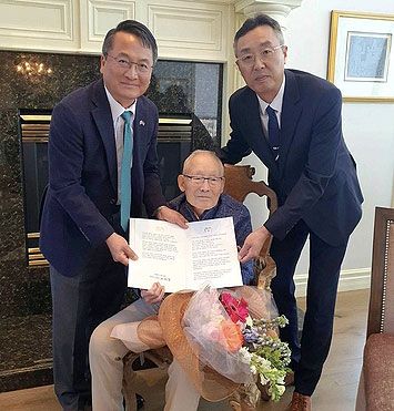 李대통령, '최고령' 이하전 애국지사에 생일 축전