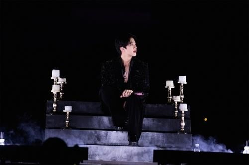 그룹 방탄소년단(BTS) 진 솔로 팬 콘서트 투어 앙코르 공연