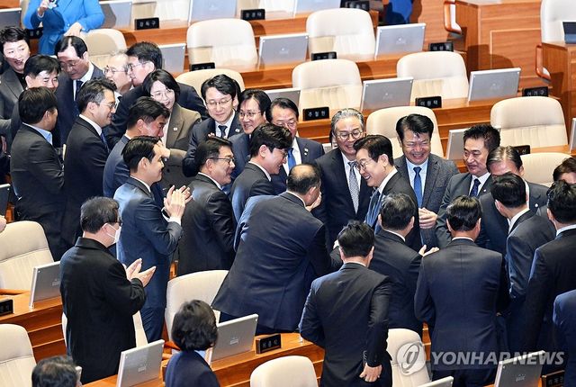 첫 새해 예산안 시정연설 마친 이재명 대통령