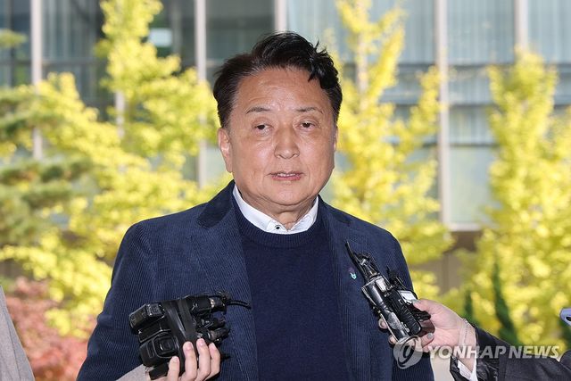 김영환 충북지사, '오송참사 국조 위증 혐의' 조사 출석