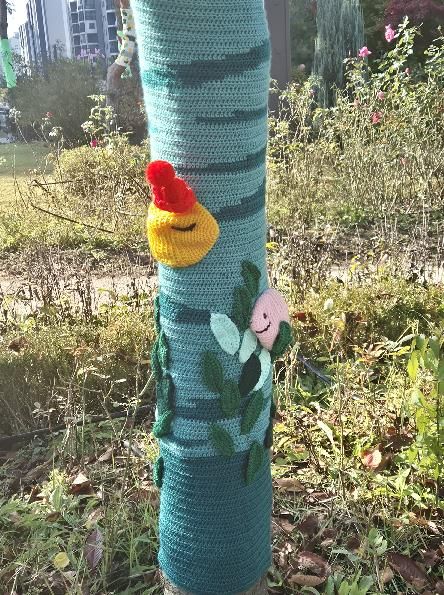 오는 11월 8일 위례호수공원 나무에 전시될 트리니팅 작품 