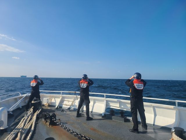 실종자 수색 중인 해경