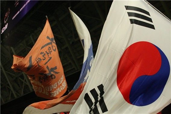 강원FC 나르샤 응원단, 일본 히로시마서 첫 해외응원