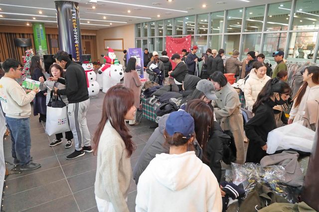 춘천시 외국인 겨울의류 나눔행사