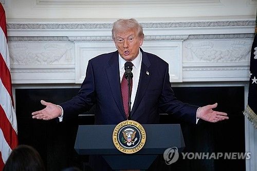 공화당 의원들 상대로 연설하는 트럼프 대통령 