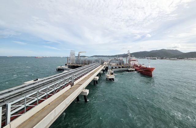 롯데케미칼 인도네시아 석유화학단지 부두 시설