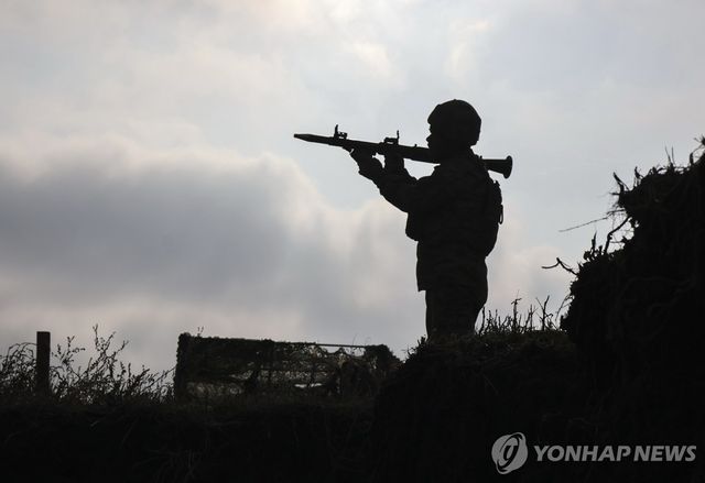전장의 우크라이나 병사(기사와 직접 관련 없음)