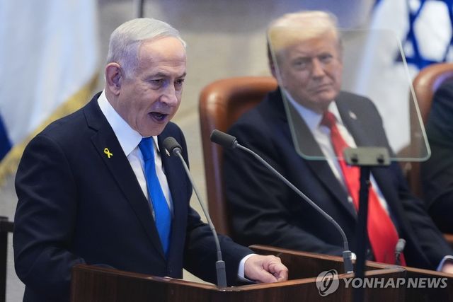 베냐민 네타냐후 이스라엘 총리와 이스라엘을 전폭적으로 지지하는 도널드 트럼프 미국 대통령 [ AP 연합뉴스 자료사진. 재판매 및 DB 금지]