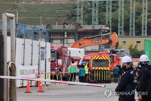 사흘째 이어지는 구조 작업