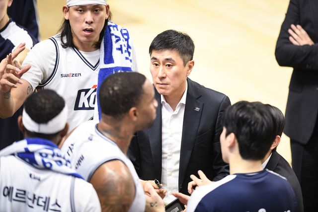 부산 KCC 이상민 감독