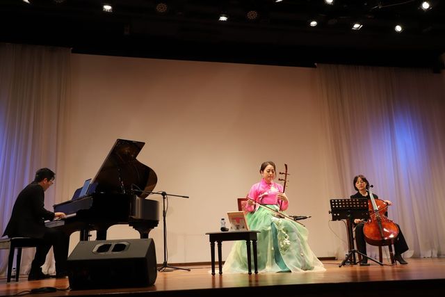 '한국의 현, 무스카트로 오다'