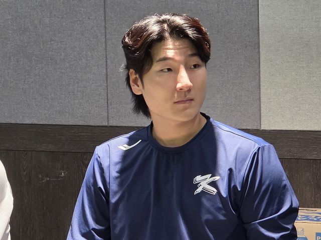 인터뷰하는 곽빈