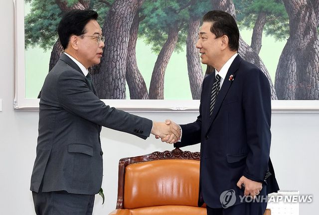 여야 원내대표, 쟁점 예산 합의 두고 추가 협상