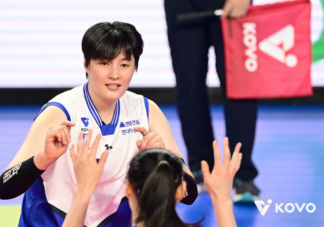 현대건설 미들 블로커 김희진