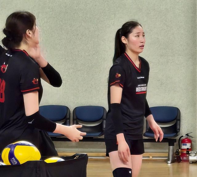 정관장에 합류해 훈련 중인 인쿠시(오른쪽)