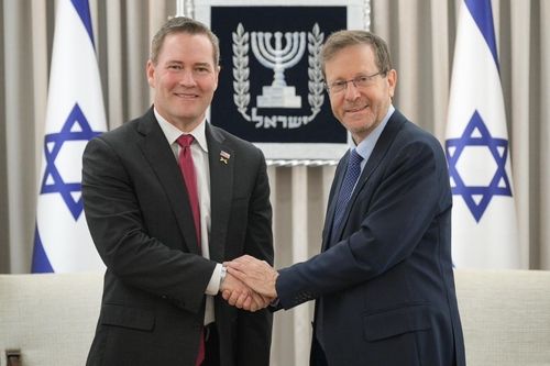 마이크 왈츠 주유엔 미국대사(왼쪽), 이츠하크 헤르조그 이스라엘 대통령