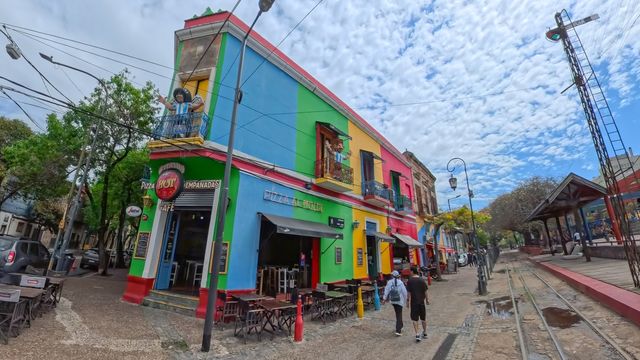 화려한 색상의 카미니토 거리 [사진/성연재 기자] 