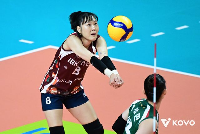 IBK기업은행 리베로 임명옥의 리시브