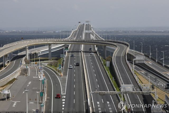 일본 도쿄도와 지바현을 잇는 도로