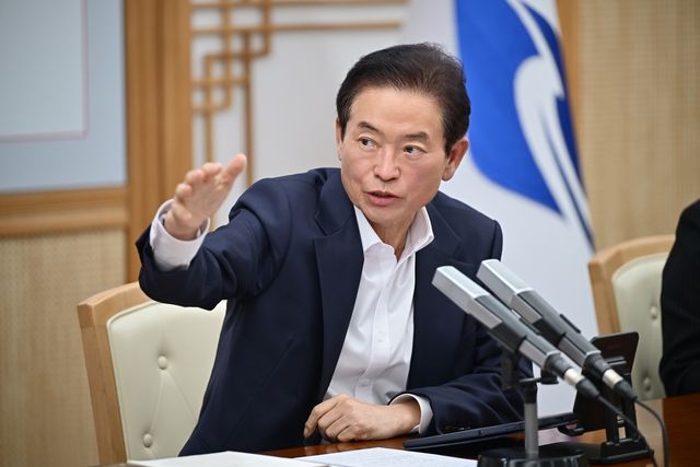 이철우 경북도지사 간부회의 주재