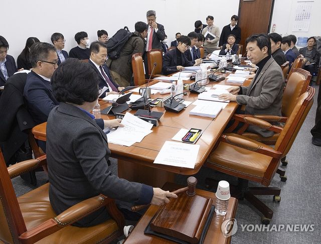 국회 과방위 정보통신방송법안 소위 개회