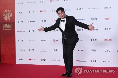 [시간들] 소년범이었던 '트랜스포머', 조진웅은 알고 있나 - 3