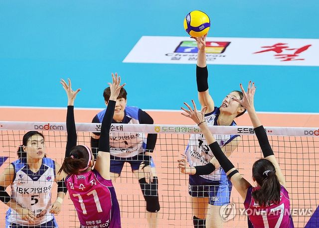 공격하는 최정민