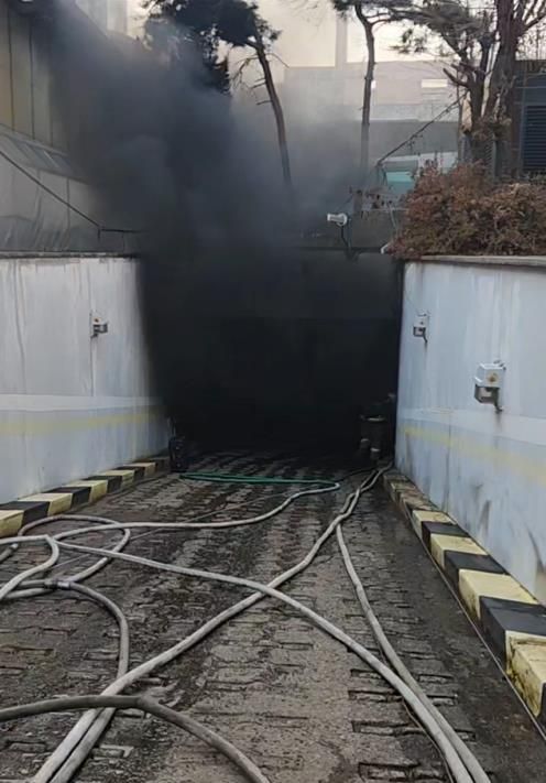 불이 난 지하 주차장