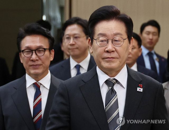 이재명 대통령, 부처 업무보고 입장