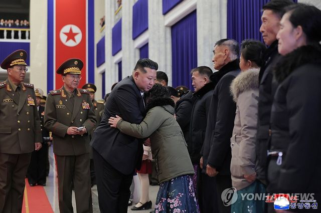 북한, 러 파병 공병부대 귀국 환영식 진행