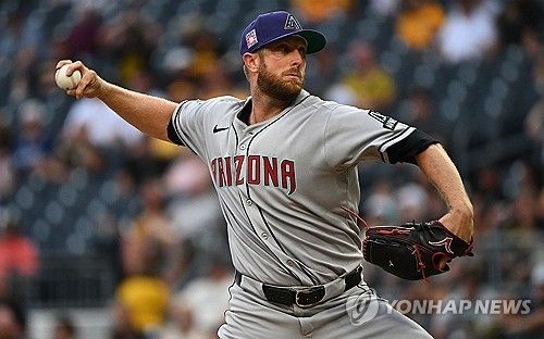 애리조나 다이아몬드백스에서 6시즌 반 동안 활약한 메릴 켈리