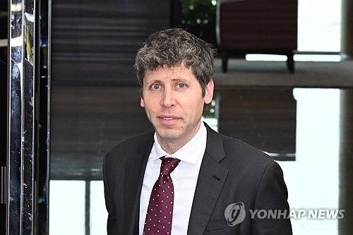 샘 올트먼 오픈AI CEO, 입국