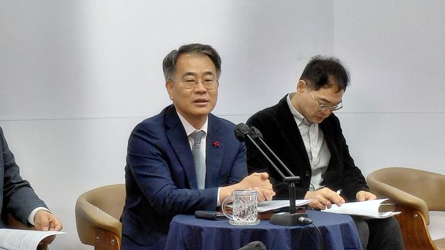 내년 업무계획 밝히는 최형욱 행복청 차장